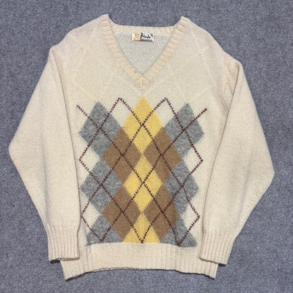 Vintage Pringle of Scotland Argyle V-Neck Sweater Cream Yellow Grey Size 44 112
